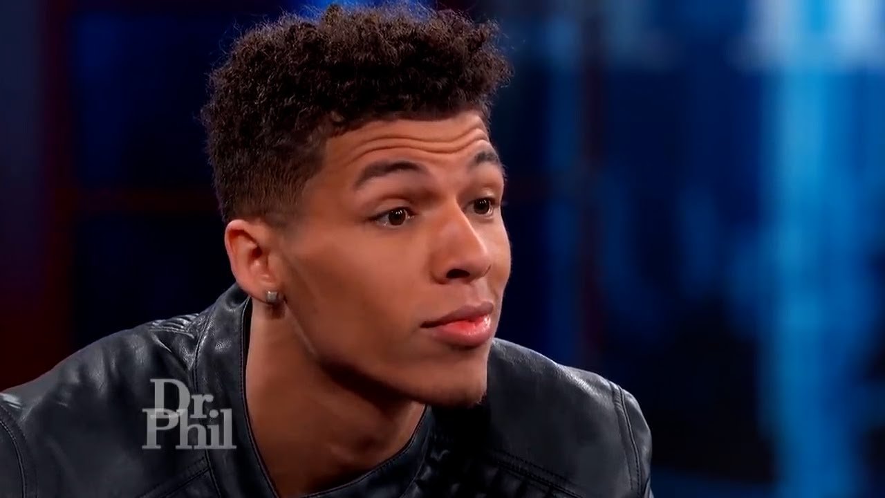 Man Confronts Daughters Ex Boyfriend Who Admits To Physically Abusing Her